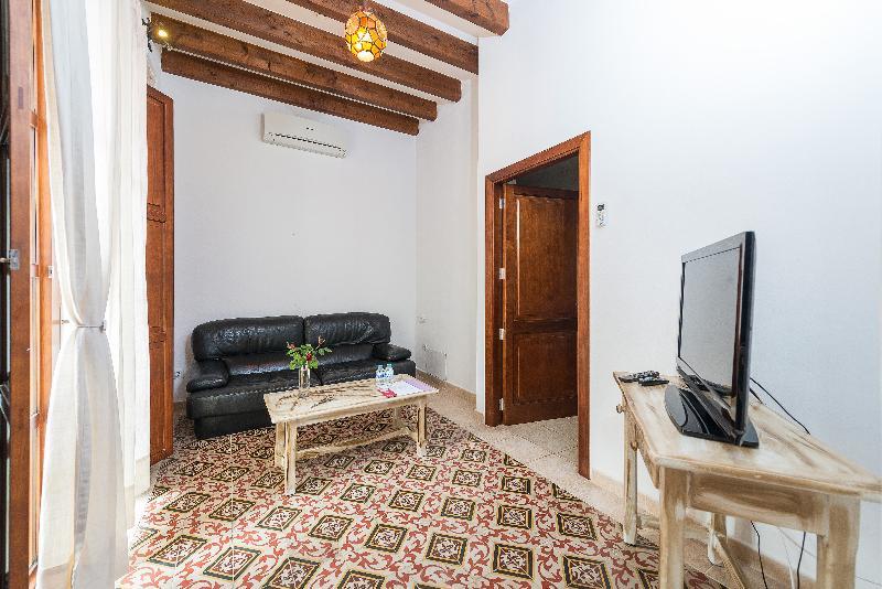 Algaida Suites By Eurotels Extérieur photo